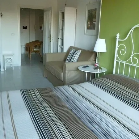 Le Comari Salentine Couette-café