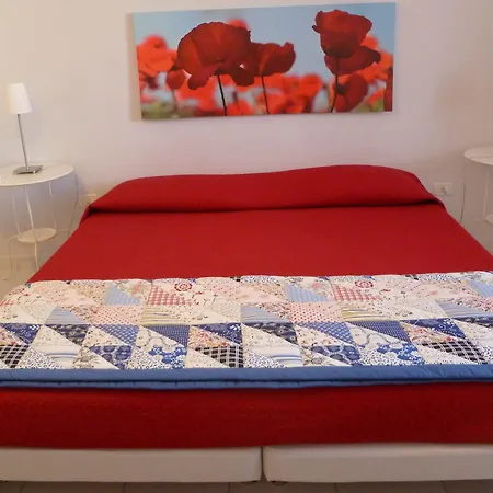 Le Comari Salentine Couette-café 3*