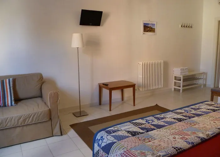 Bed & Breakfast Le Comari Salentine 3*