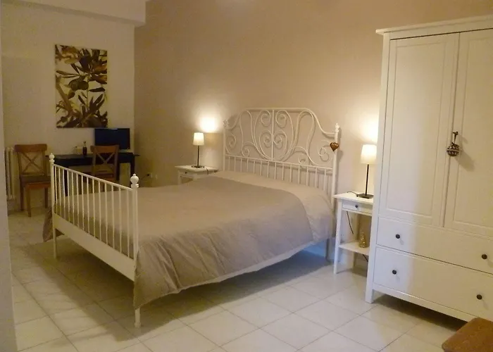 Le Comari Salentine לצ'ה